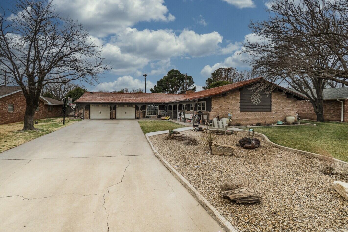 210 Comanche Trail Tulia, TX 79088 - Photo 1 of 31 210_Comanche Trl-1