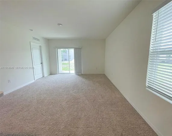 a view of empty room with window