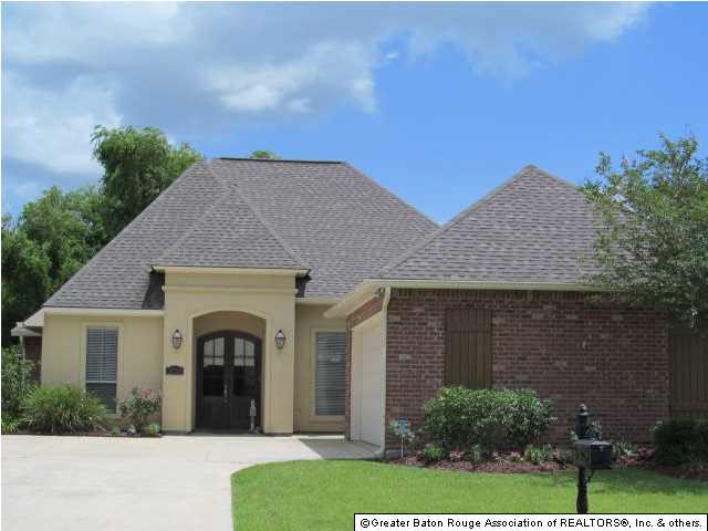 10764 Hillbrook Avenue Baton Rouge, LA 70810 - Photo 1 of 15
