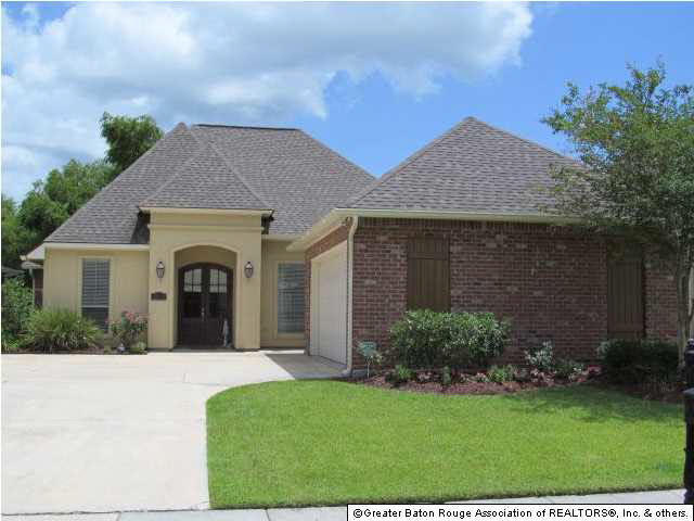 10764 Hillbrook Avenue Baton Rouge, LA 70810 - Photo 2 of 15