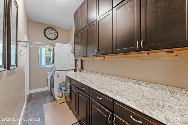 $1,675,000 | 3745 Indian River Drive, Cocoa, FL 32926