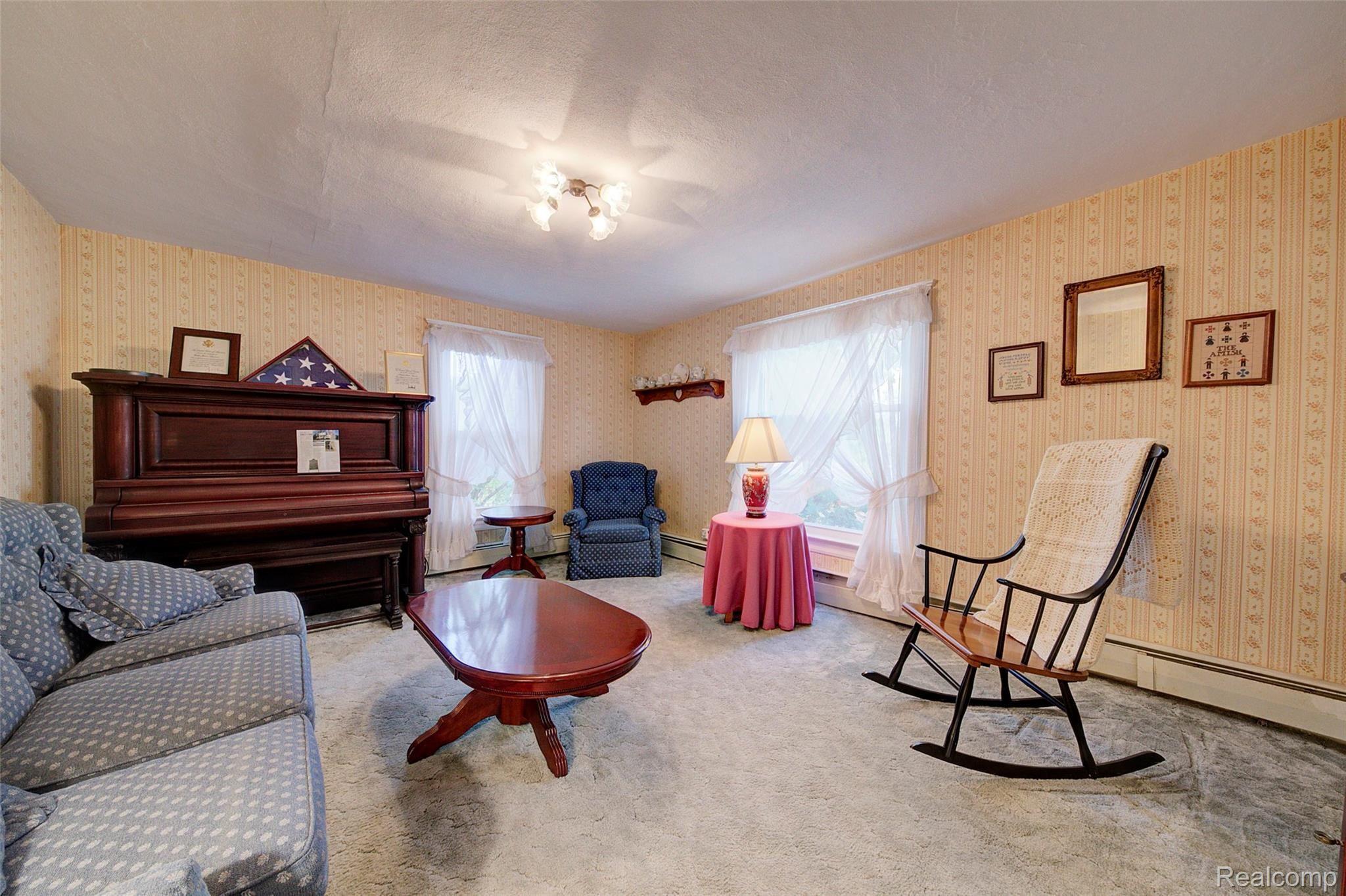 50025 Geddes Road Canton, MI 48188 - Photo 11 of 48 11 Living Room.jpg