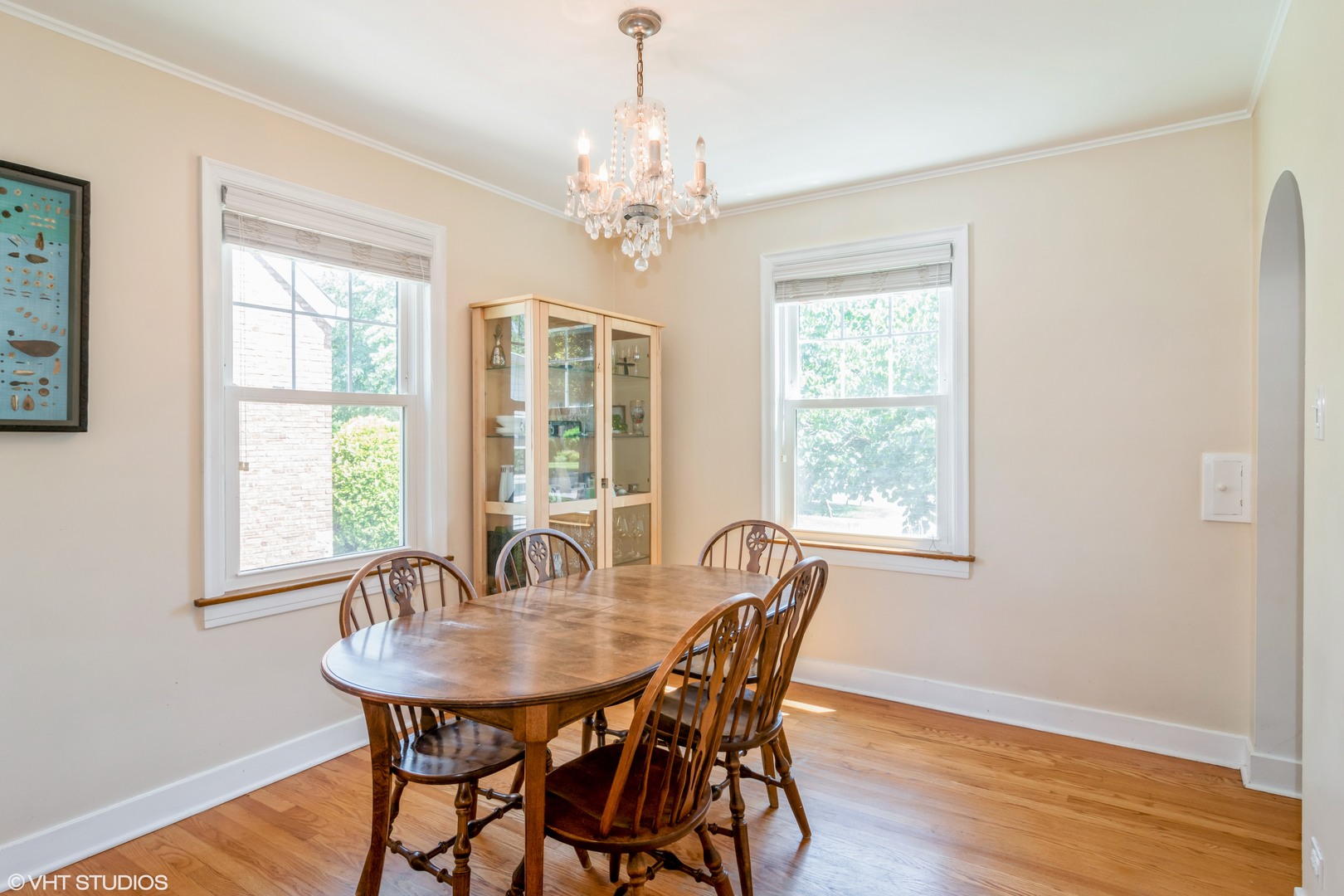528 Selborne Road Riverside, IL 60546 - Photo 4 of 21 a view of a dining room with furniture window and wooden floor