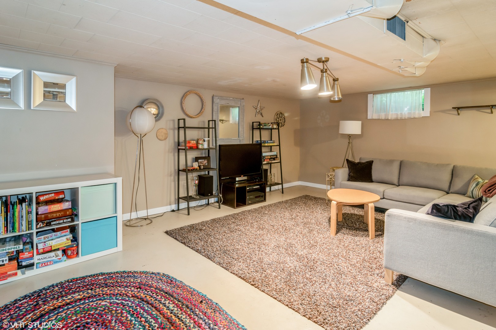 528 Selborne Road Riverside, IL 60546 - Photo 9 of 21 a living room with furniture and a flat screen tv