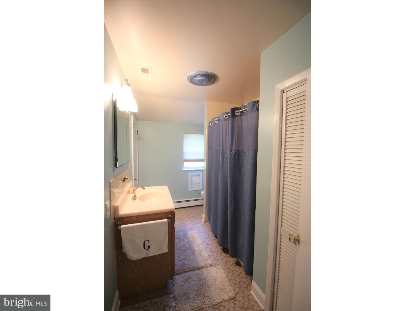 227 Rumpf Avenue Penndel, PA 19047 - Photo 12 of 25 Bathroom