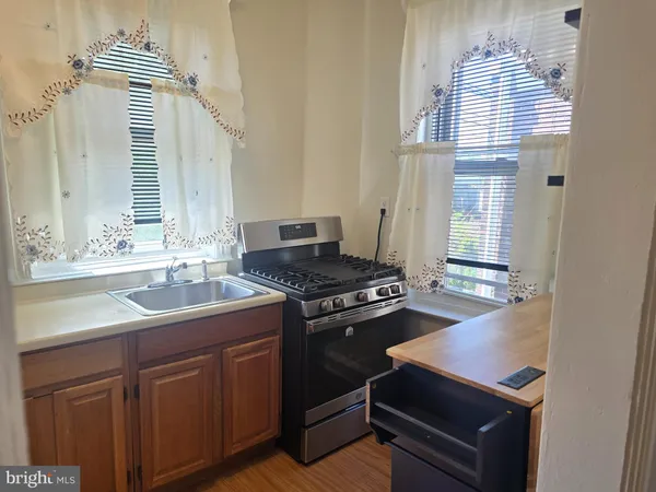 $1,325 | 5440 Angora Terrace, Philadelphia, PA 19143
