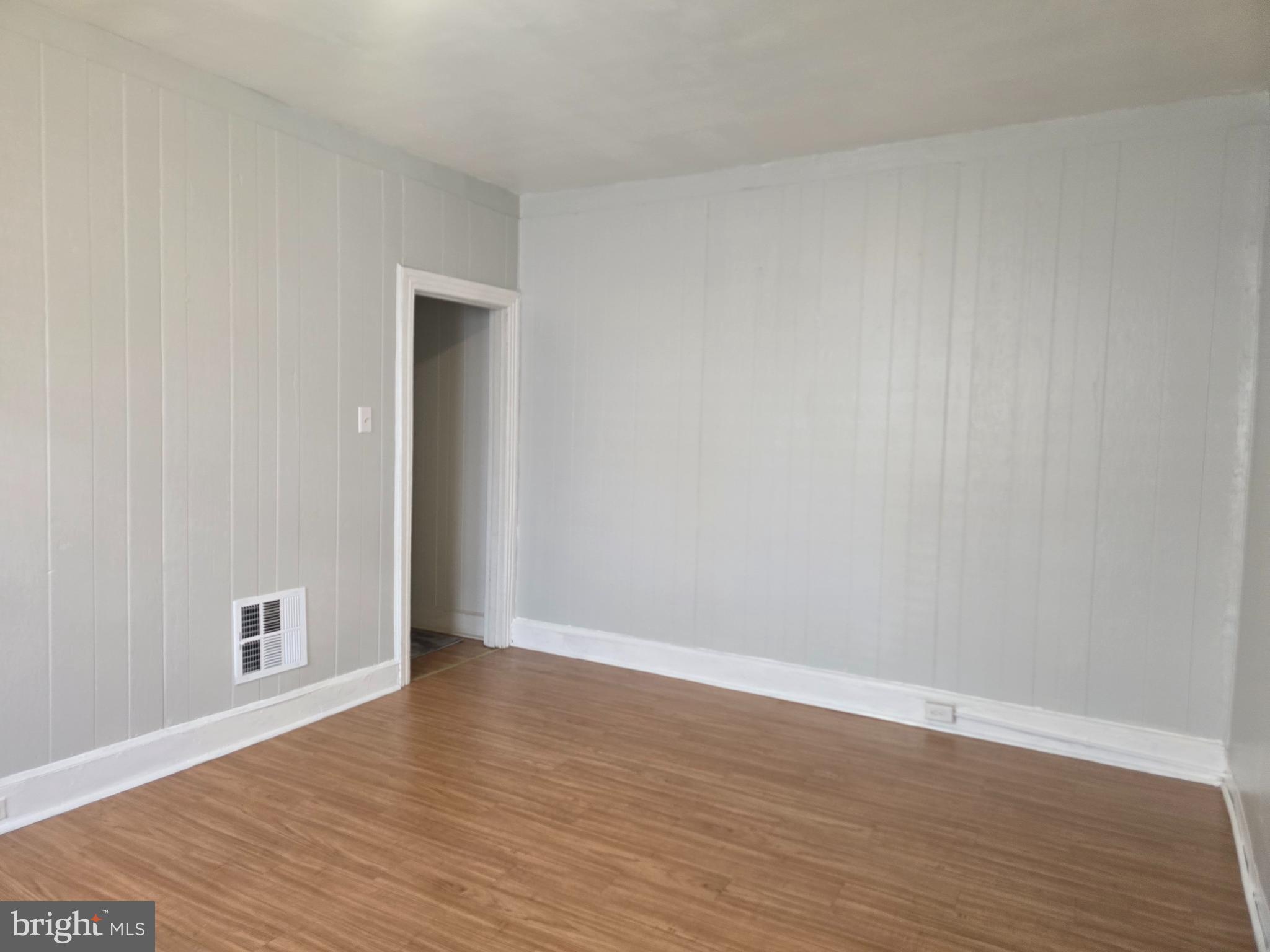 5440 Angora Terrace Philadelphia, PA 19143 - Photo 4 of 17