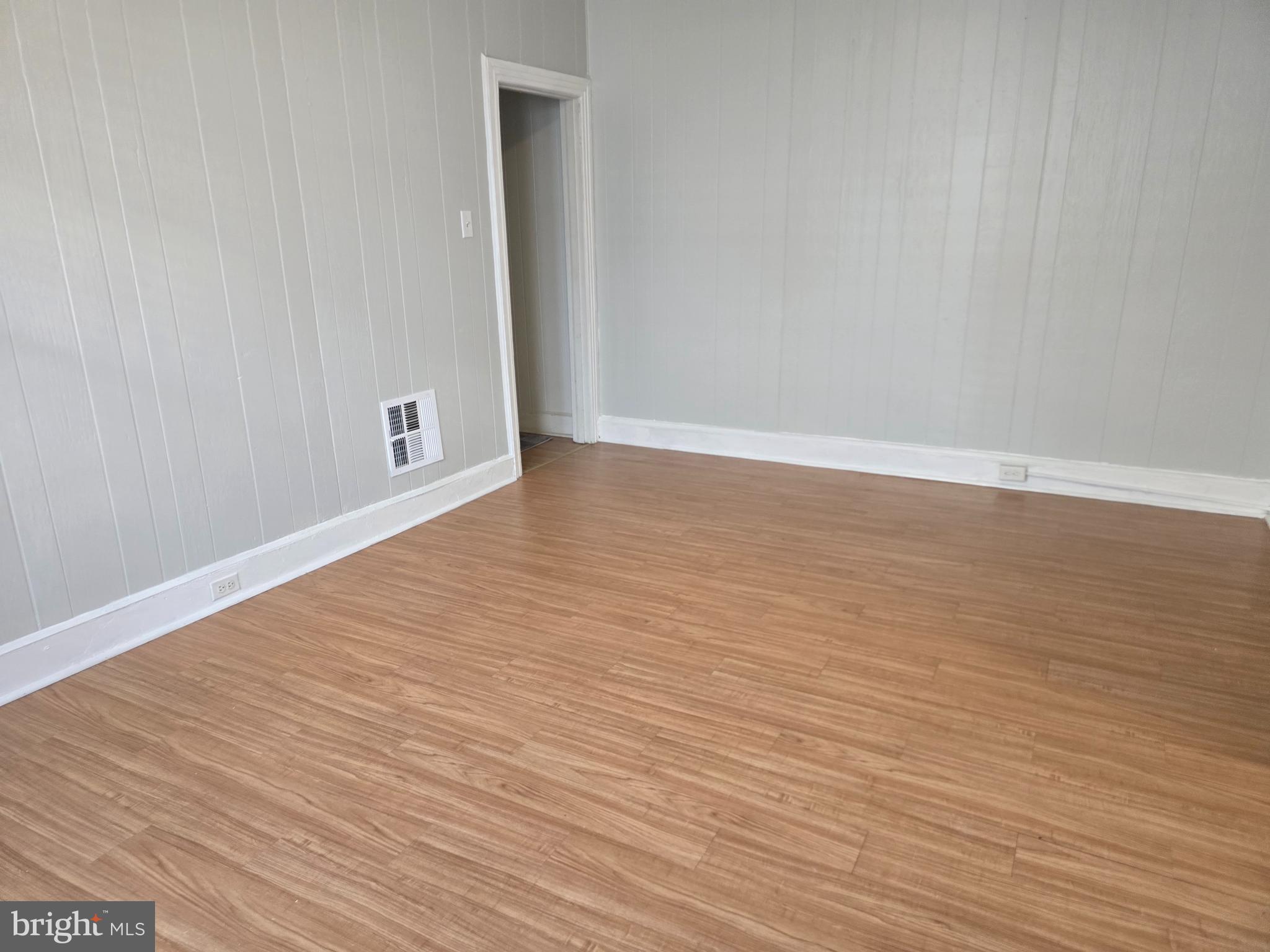 5440 Angora Terrace Philadelphia, PA 19143 - Photo 5 of 17