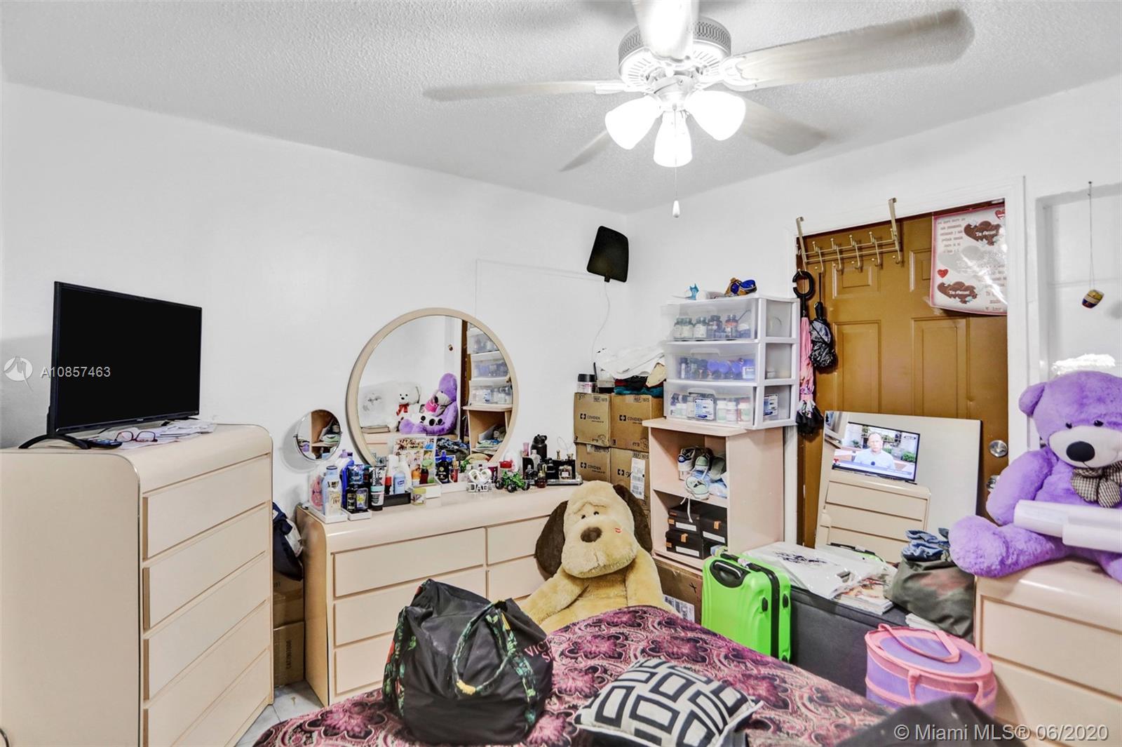 166 East 16th Street Hialeah, FL 33010 - Photo 31 of 48