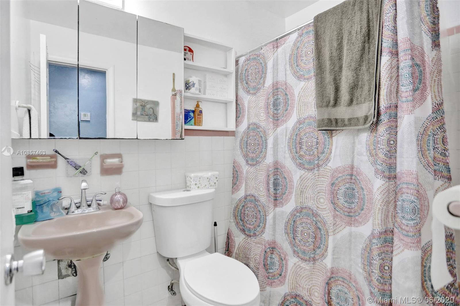 166 East 16th Street Hialeah, FL 33010 - Photo 39 of 48