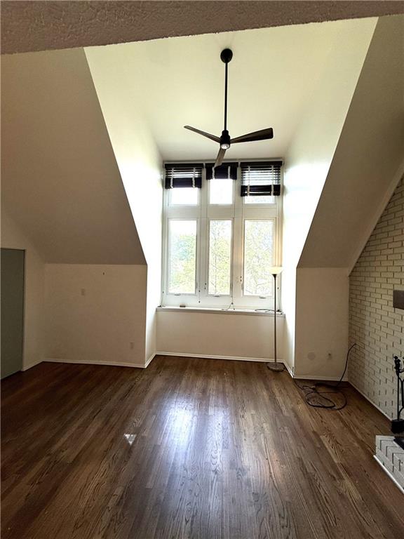 5922 Howe Street, Unit 304 Pittsburgh, PA 15232 - Photo 2 of 13