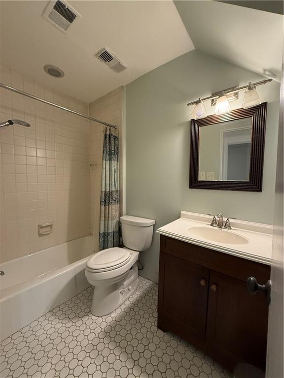 5922 Howe Street, Unit 304 Pittsburgh, PA 15232 - Photo 6 of 13