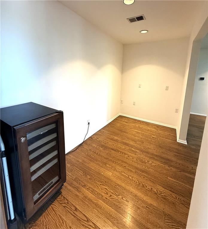 5922 Howe Street, Unit 304 Pittsburgh, PA 15232 - Photo 7 of 13