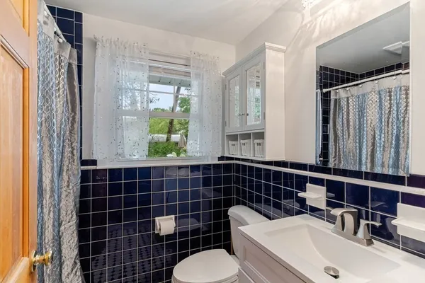 $3,500 | 23 Bradford Street, Holbrook, MA 02343