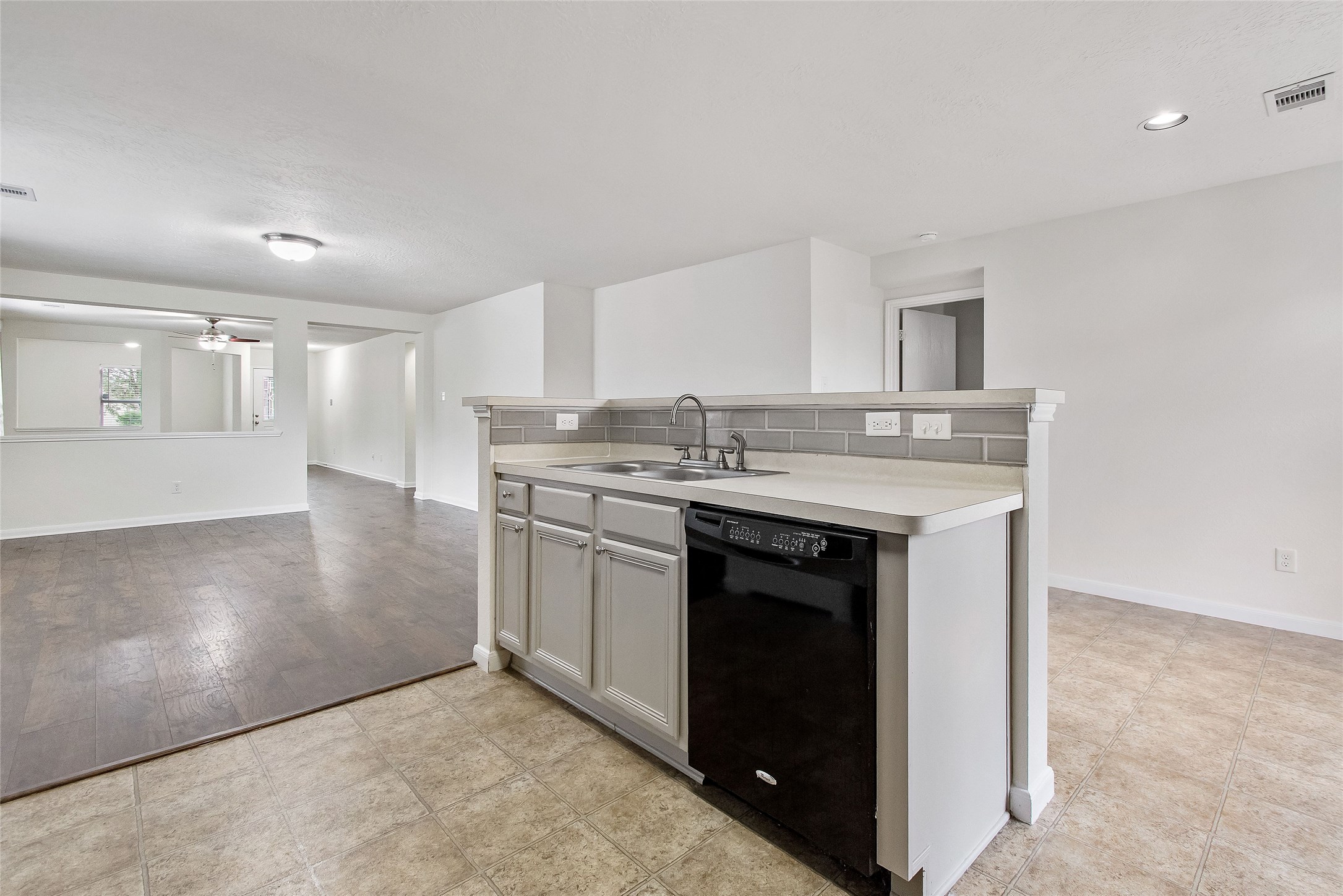 29214 Legends Valley Drive Spring, TX 77386 - Photo 15 of 32