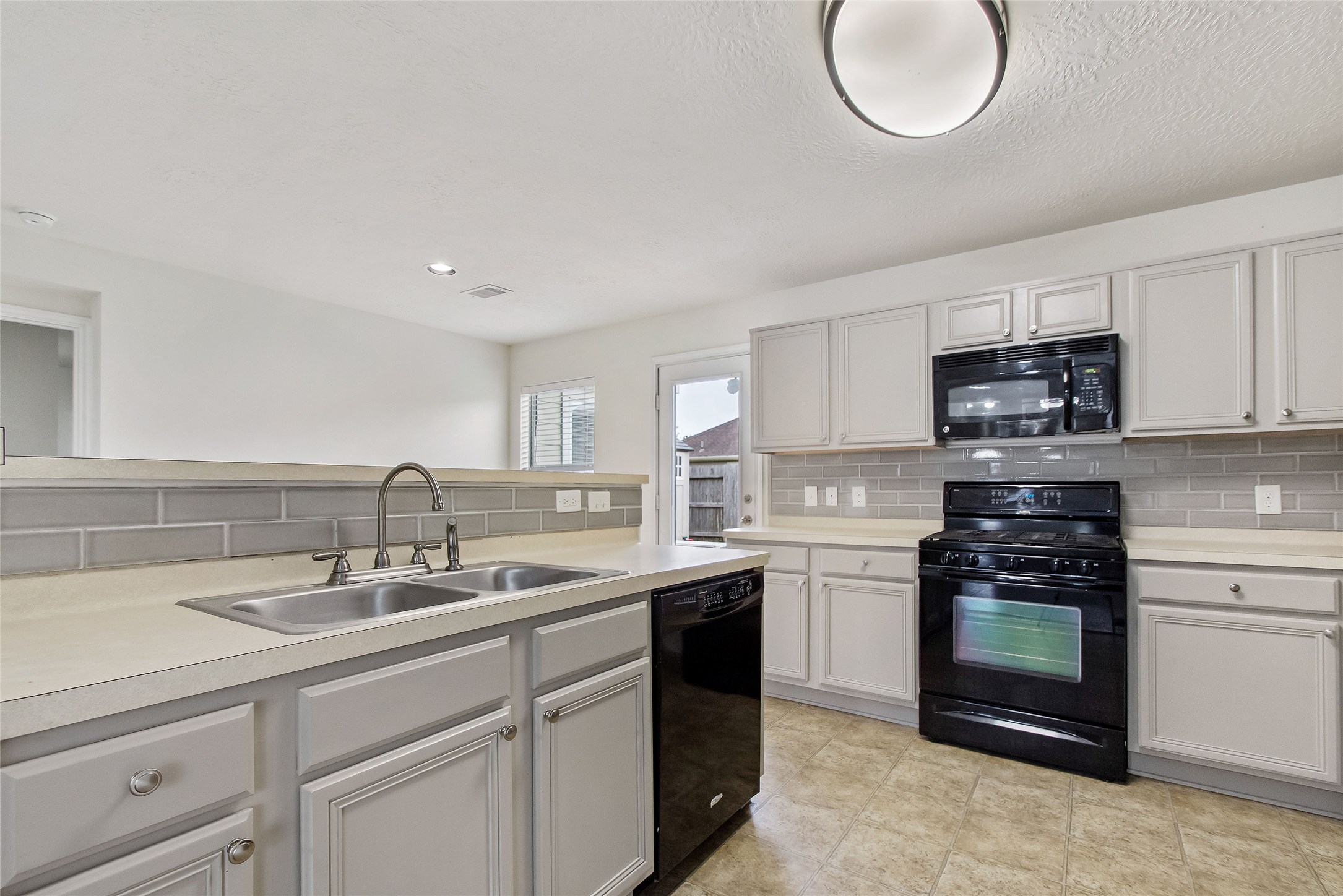 29214 Legends Valley Drive Spring, TX 77386 - Photo 18 of 32