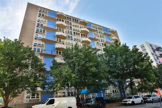 $44,900 | 210 North 17th Street, Unit 411, St. Louis, MO 63103