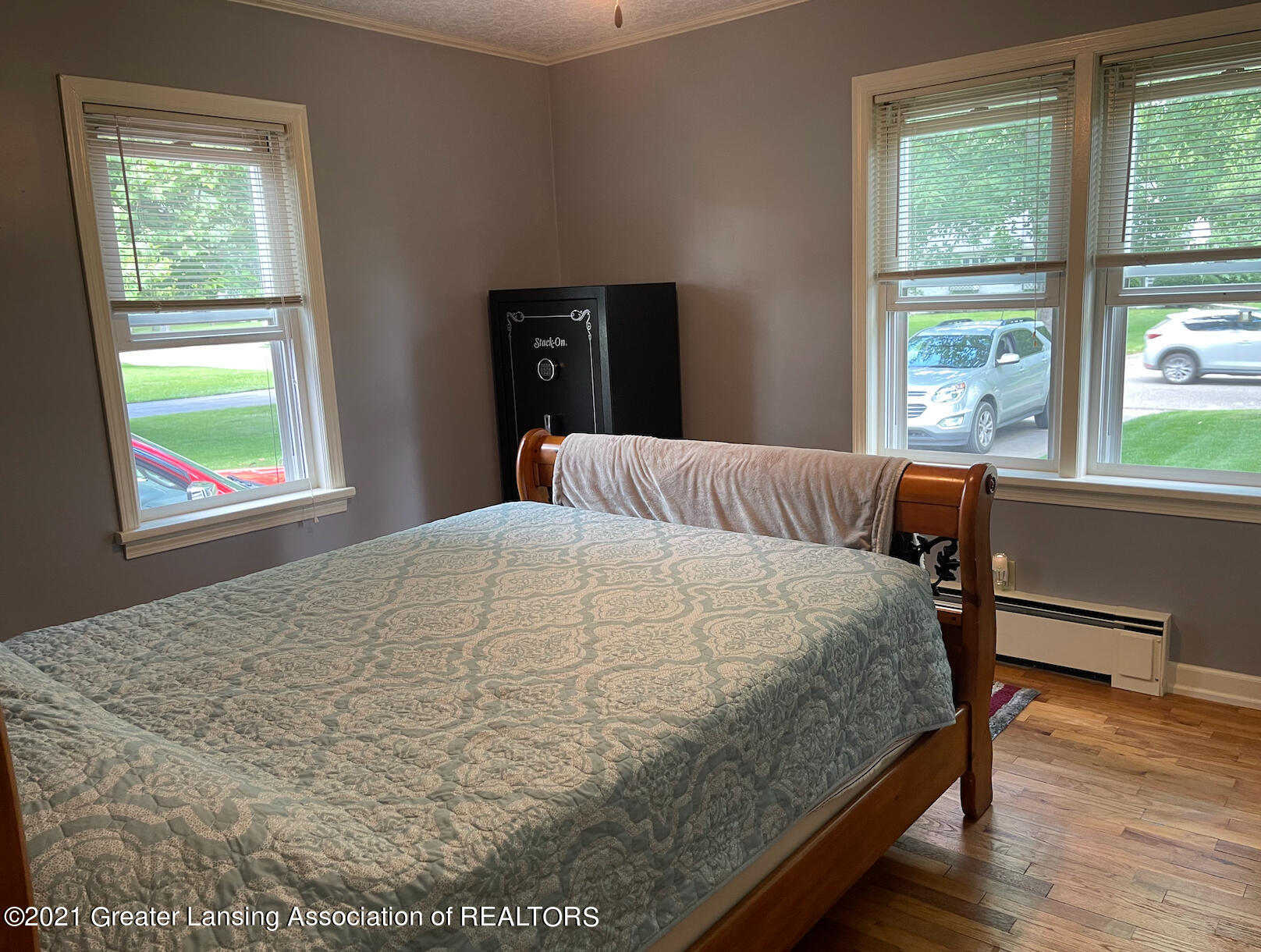 911 Clark Road Lansing, MI 48917 - Photo 10 of 18 Bedroom2