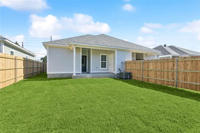 $1,975 | 510 Main Street, Unit B, Belle Chasse, LA 70037