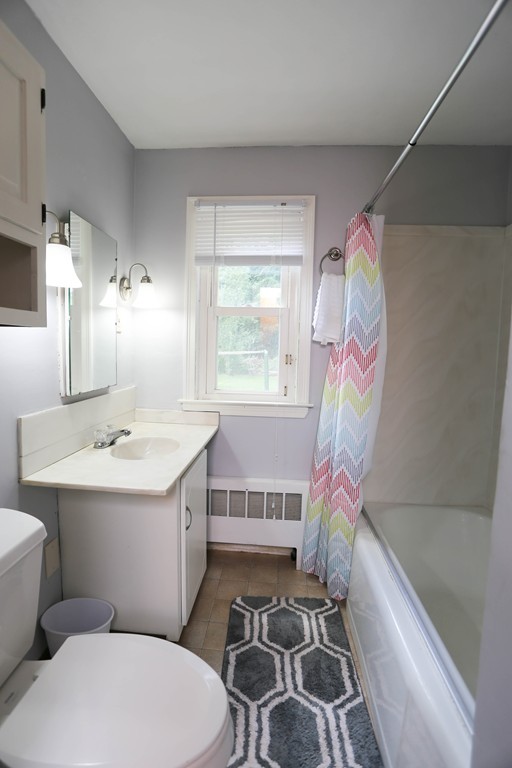 365 New Ludlow Road Chicopee, MA 01020 - Photo 15 of 25 Gallery Image 15