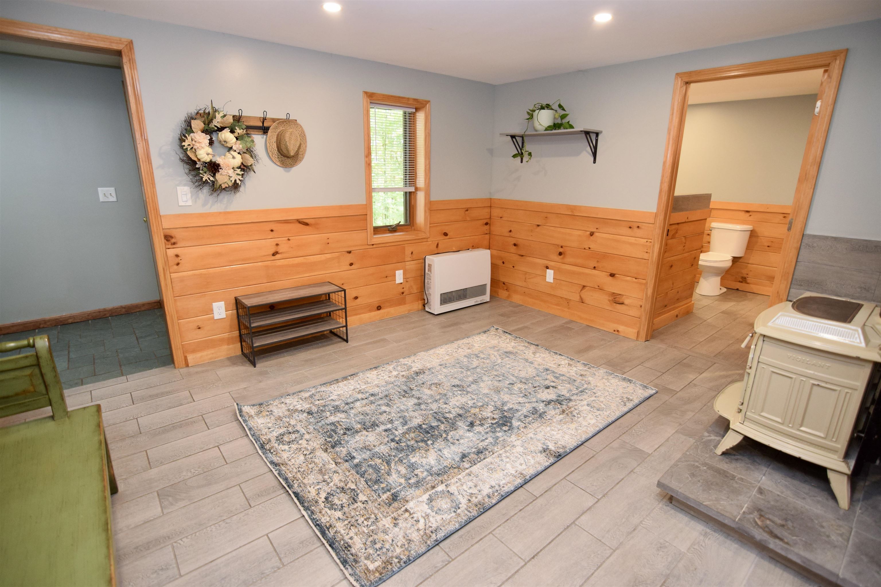 464 Redfield Proctor Road Hartford, VT 05059 - Photo 18 of 28