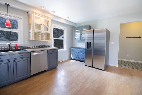 $315,900 | 1705 South Shore Drive, Portage, MI 49002