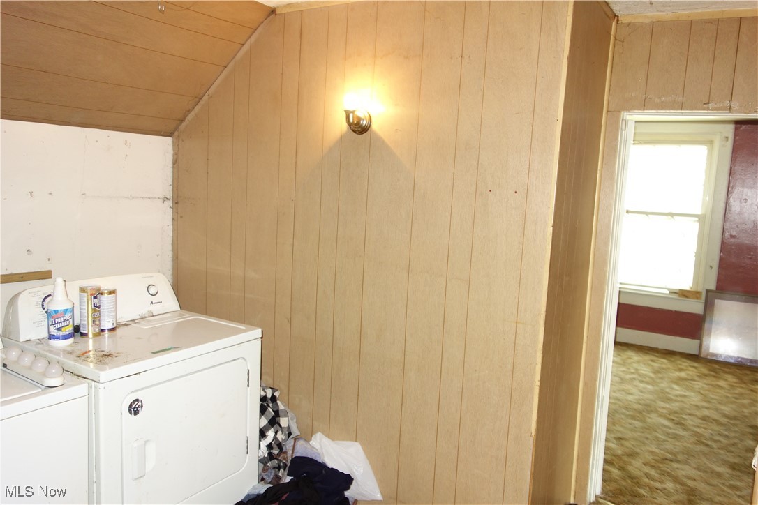 6238 Manchester Road Clinton, OH 44216 - Photo 24 of 33 2nd level Laundry room