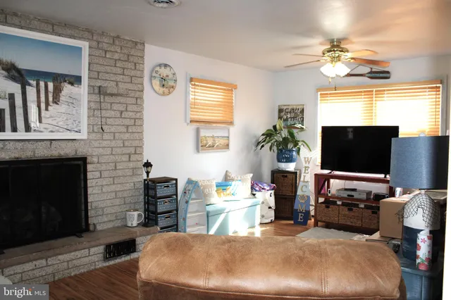 $307,900 | 14801 Connecticut Avenue, Cresaptown, MD 21502