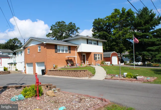 $307,900 | 14801 Connecticut Avenue, Cresaptown, MD 21502