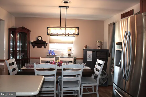 $302,900 | 14801 Connecticut Avenue, Cresaptown, MD 21502