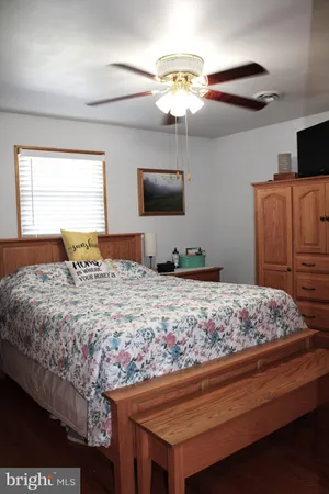 $302,900 | 14801 Connecticut Avenue, Cresaptown, MD 21502