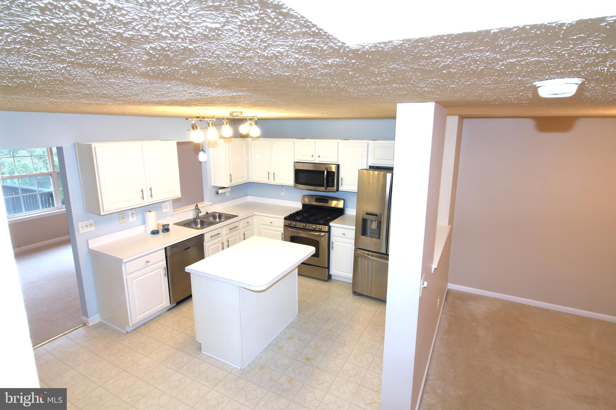 151 Carolstowne Road Reisterstown, MD 21136 - Photo 5 of 23 Eat-in Kitchen