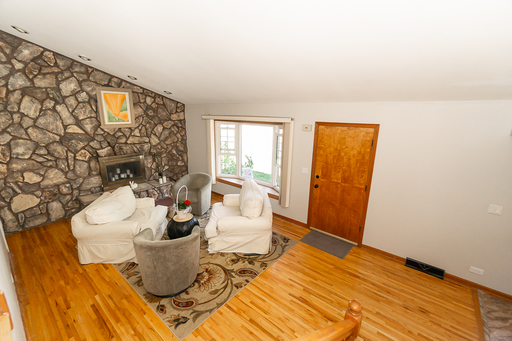 508 North Addison Road Villa Park, IL 60181 - Photo 3 of 22