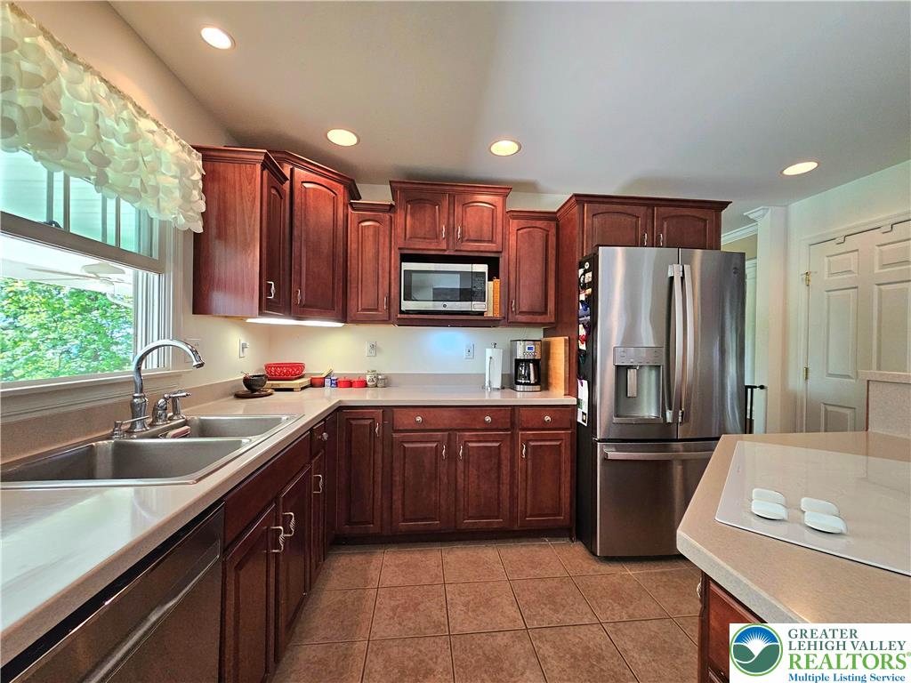 1200 Paxinosa Road East Easton, PA 18040 - Photo 9 of 40