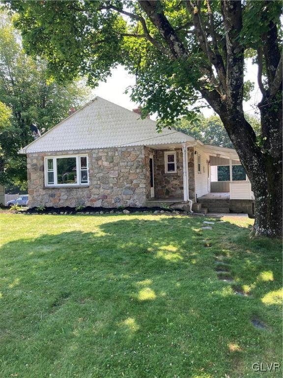 170 Rutt Road Bangor, PA 18013 - Photo 3 of 26 Gallery Image 3