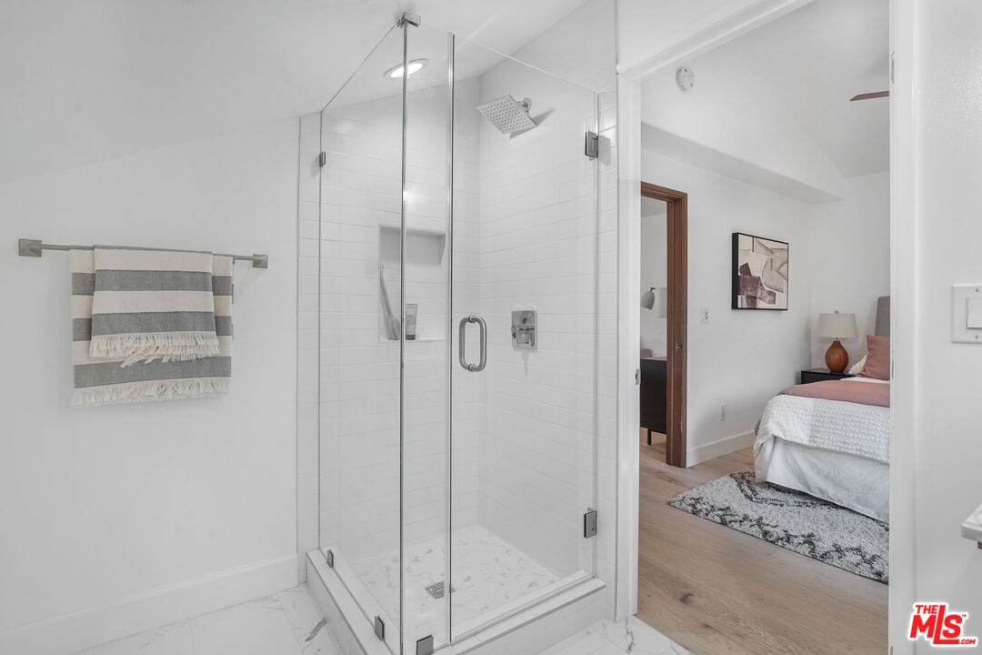 458 Rustic Drive Los Angeles, CA 90065 - Photo 28 of 41 a bathroom with a shower