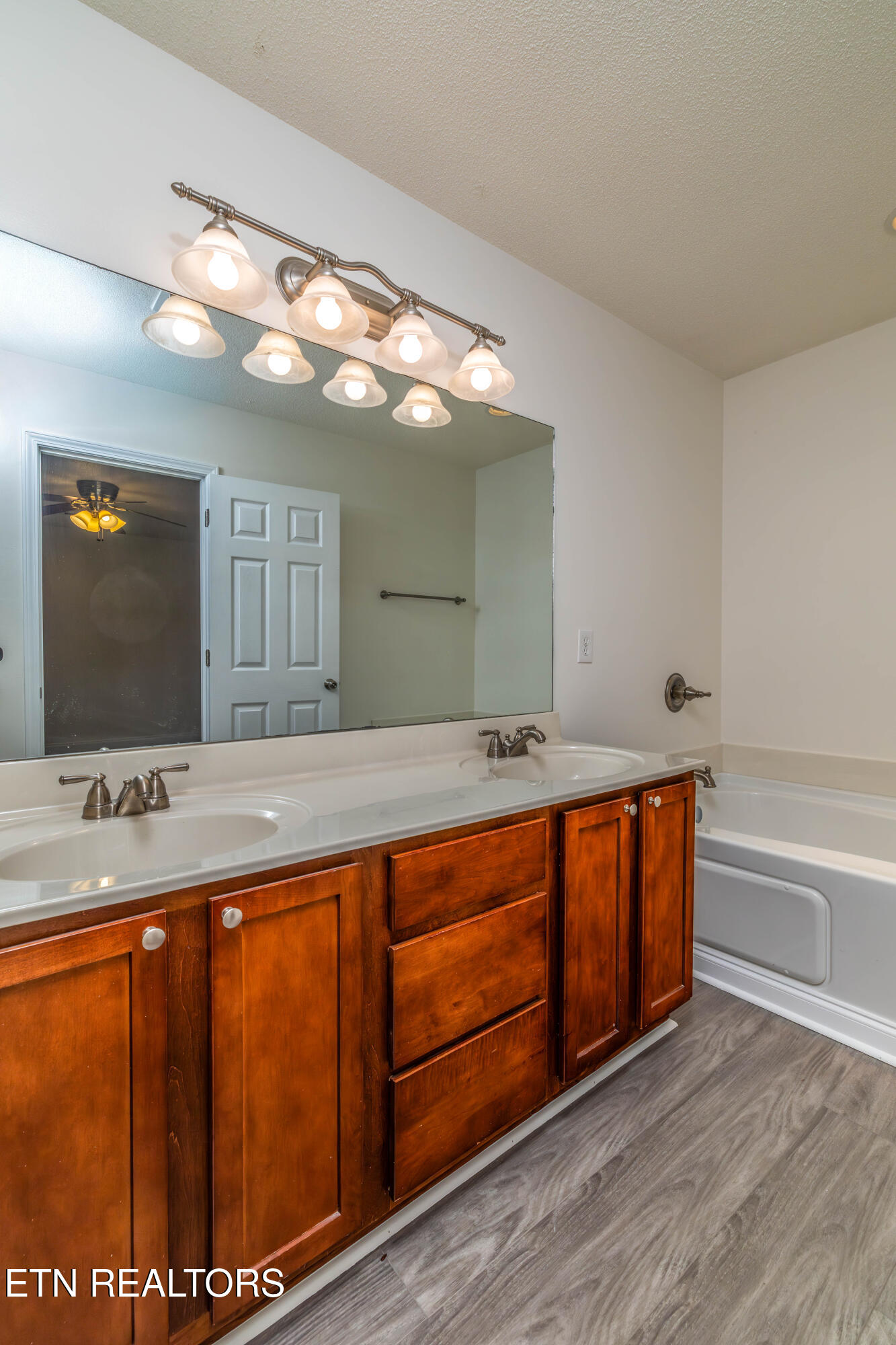 5104 Cates Bend Way Powell, TN 37849 - Photo 26 of 37 755A4309-Edit