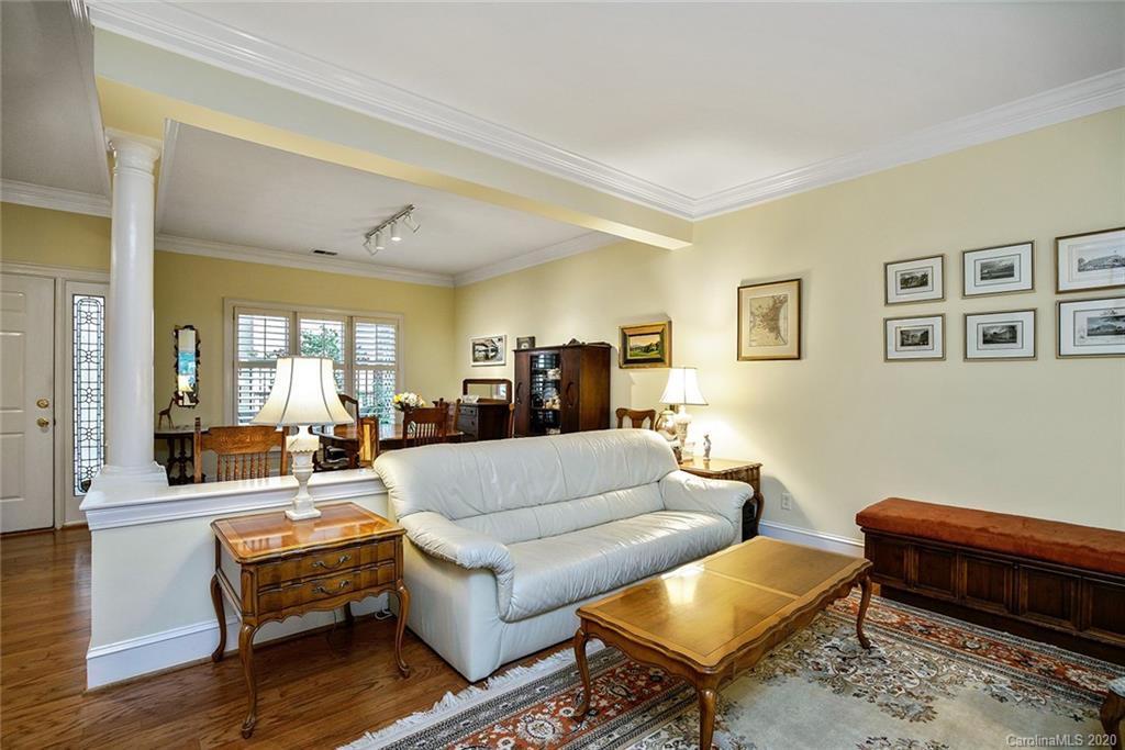 325 Queens Road, Unit 10 Charlotte, NC 28204 - Photo 20 of 41 Gallery Image 20