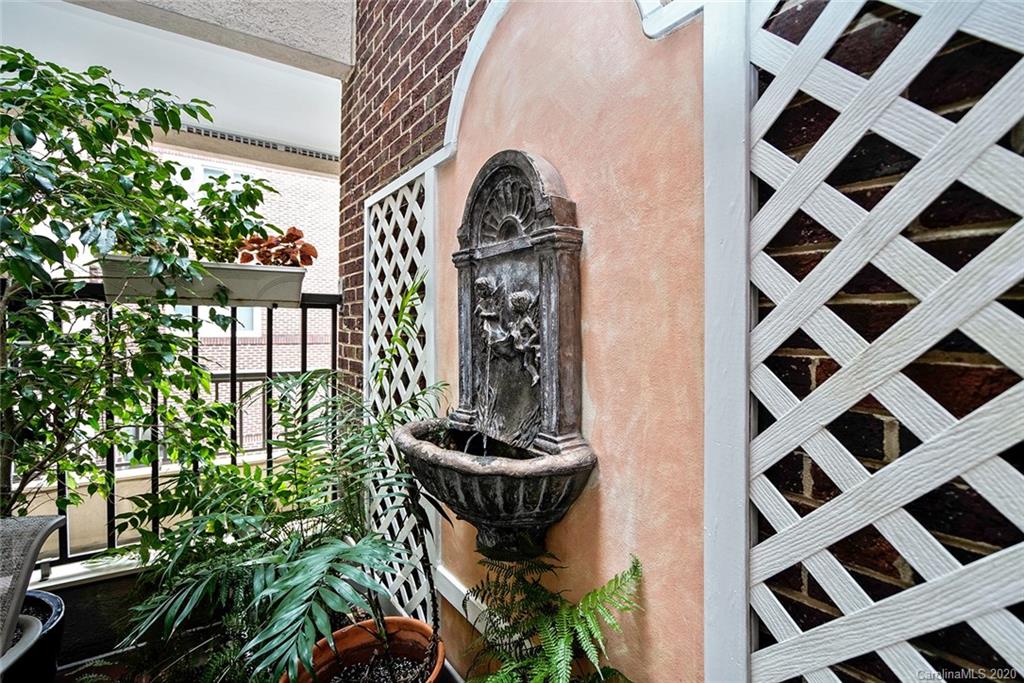 325 Queens Road, Unit 10 Charlotte, NC 28204 - Photo 34 of 41 Gallery Image 34