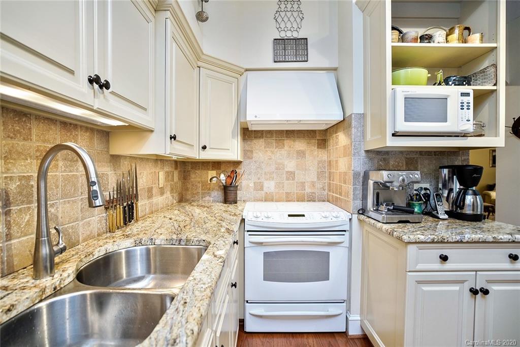 325 Queens Road, Unit 10 Charlotte, NC 28204 - Photo 10 of 41 Gallery Image 10
