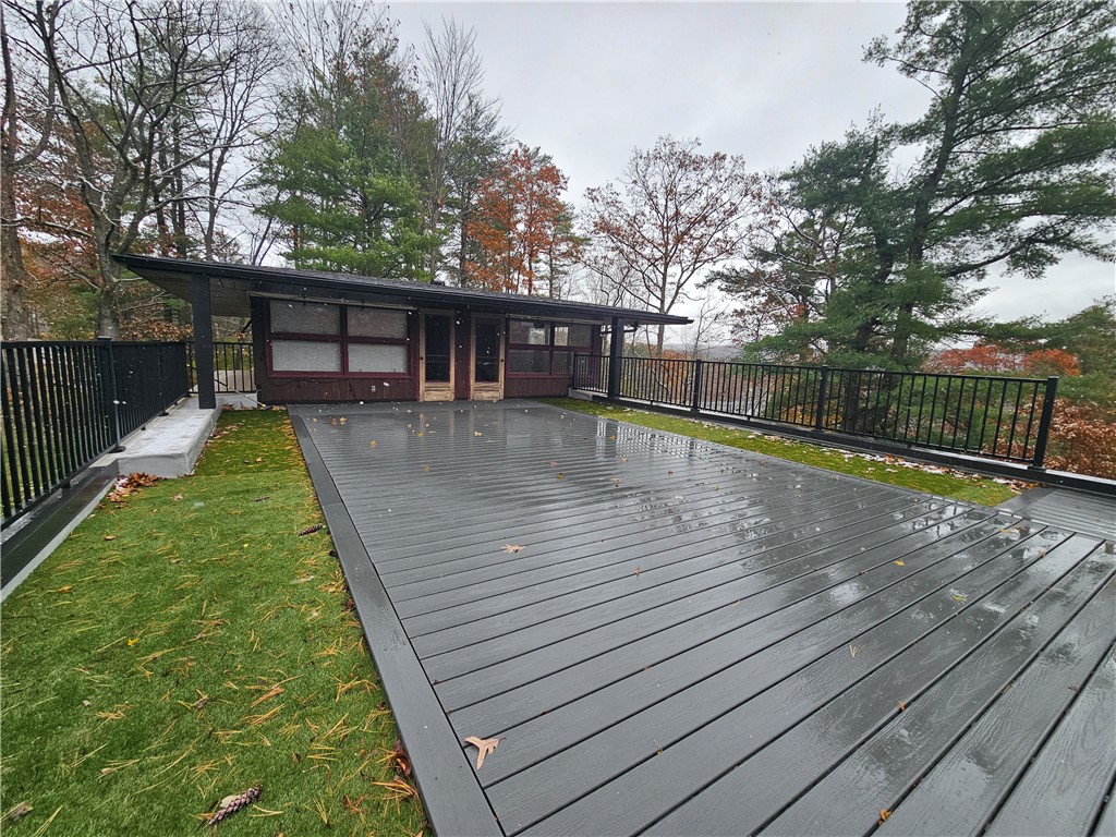 740 Larchmont Road Elmira, NY 14905 - Photo 3 of 46