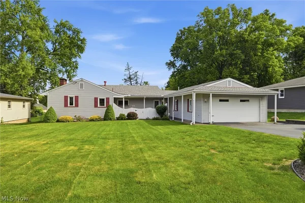 $359,900 | 150 7th Street, Columbiana, OH 44408
