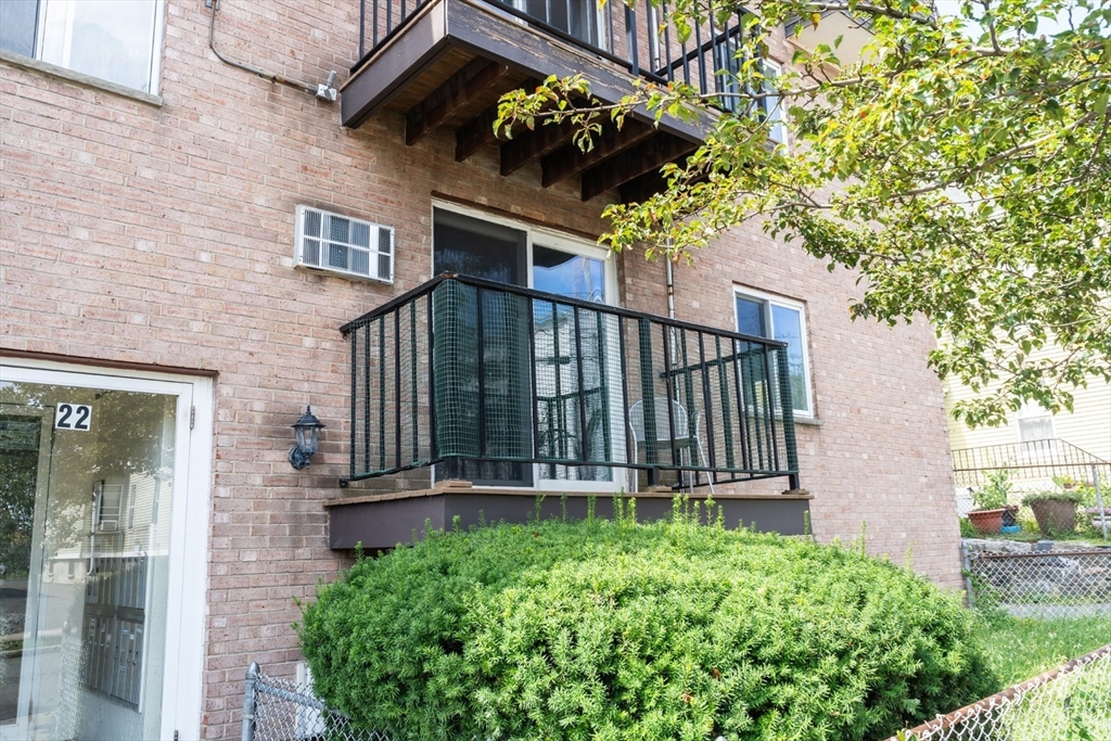 22 Irving Street, Unit 8 Everett, MA 02149 - Photo 16 of 20