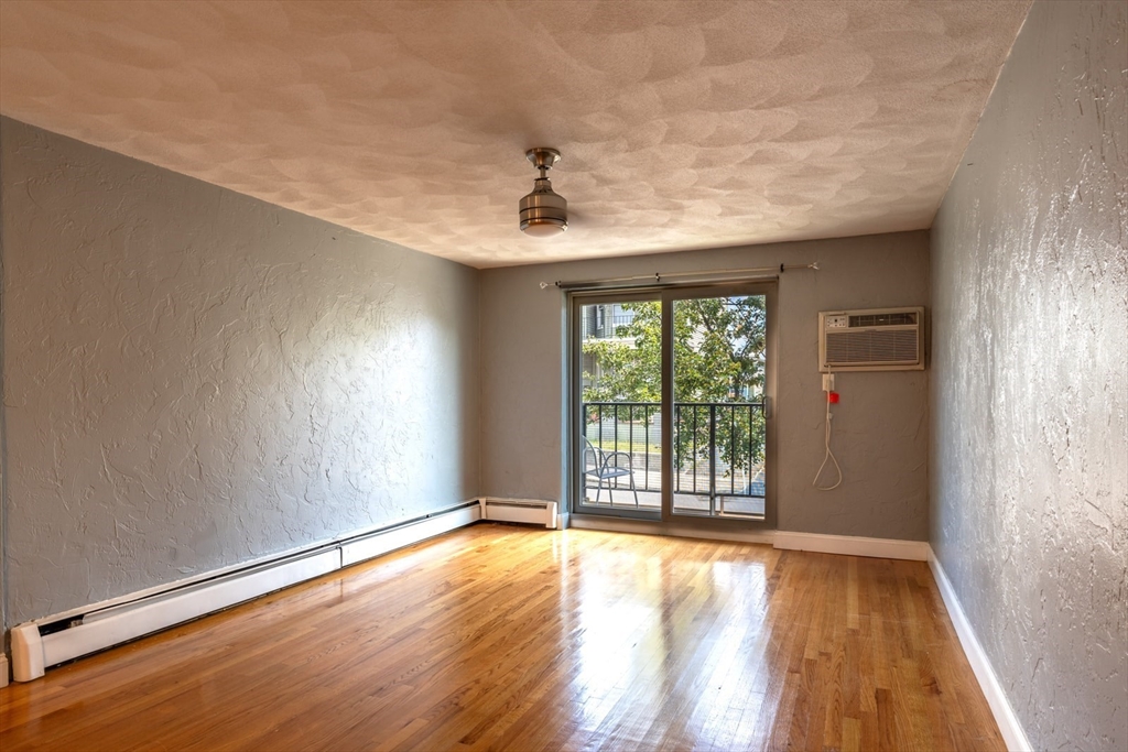 22 Irving Street, Unit 8 Everett, MA 02149 - Photo 5 of 20