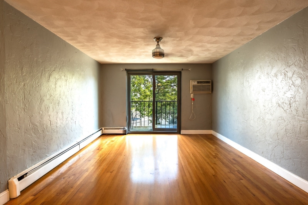 22 Irving Street, Unit 8 Everett, MA 02149 - Photo 6 of 20