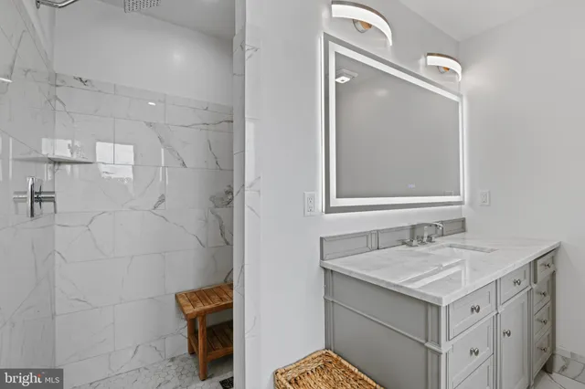 $1,900,000 | 404 Alameda Parkway, Arnold, MD 21012