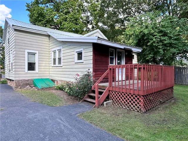 $114,900 | 2756 Green Street, Brutus, NY 13166