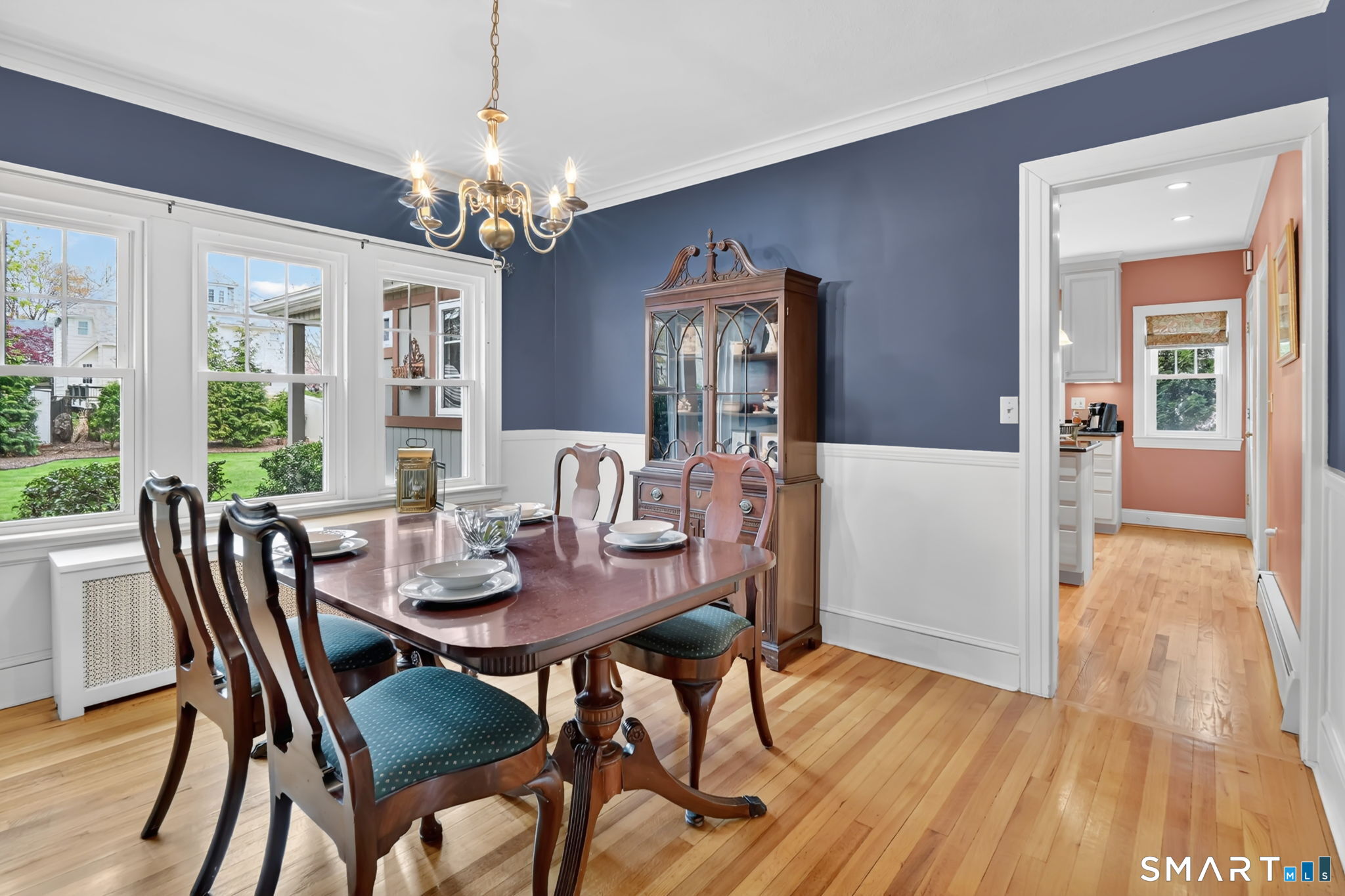 219 Auburn Road West Hartford, CT 06119 - Photo 17 of 38