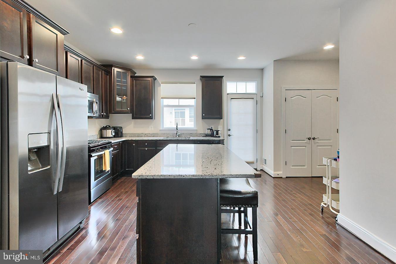 22888 Eileen Square Sterling, VA 20166 - Photo 13 of 35