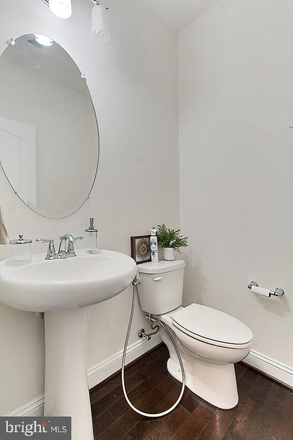 22888 Eileen Square Sterling, VA 20166 - Photo 17 of 35